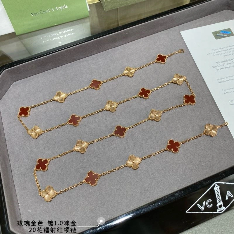 Vca Necklaces Modern 254620