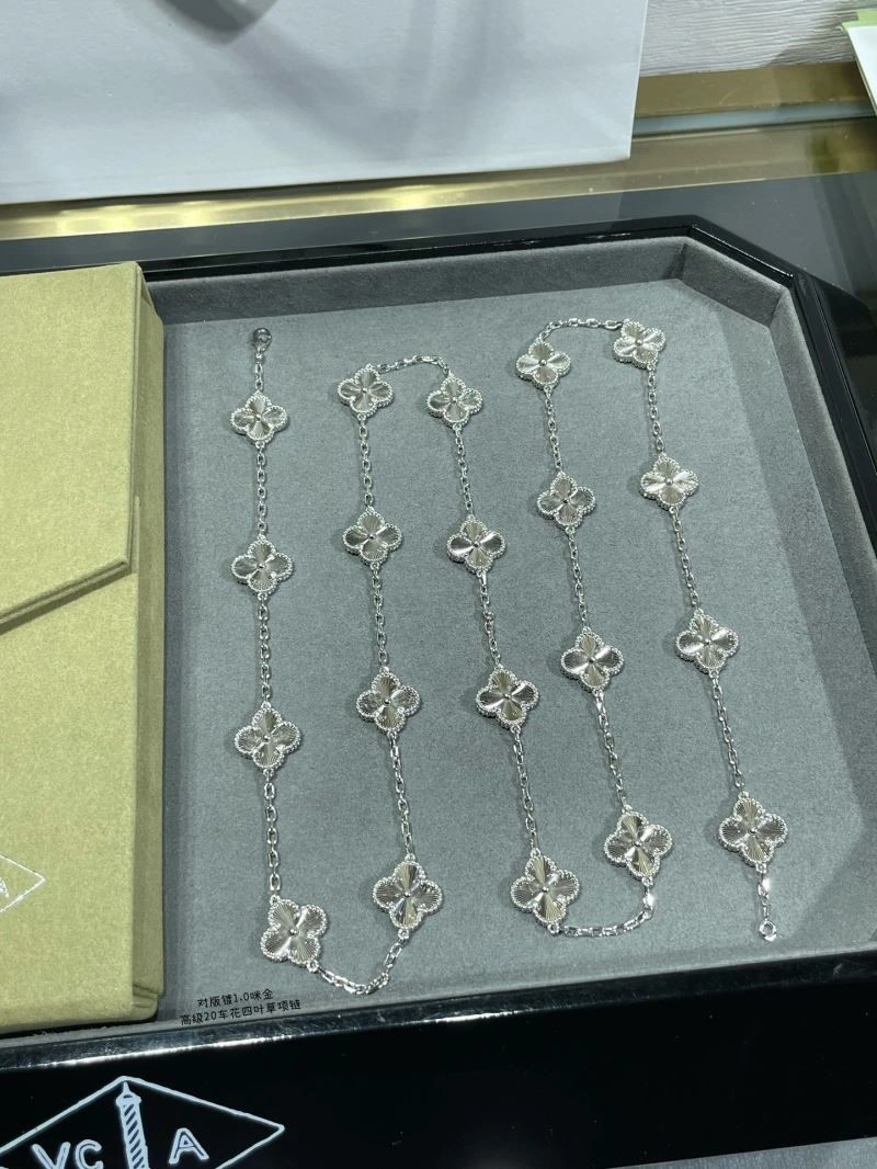 Vca Necklaces GoAnywhere 254633