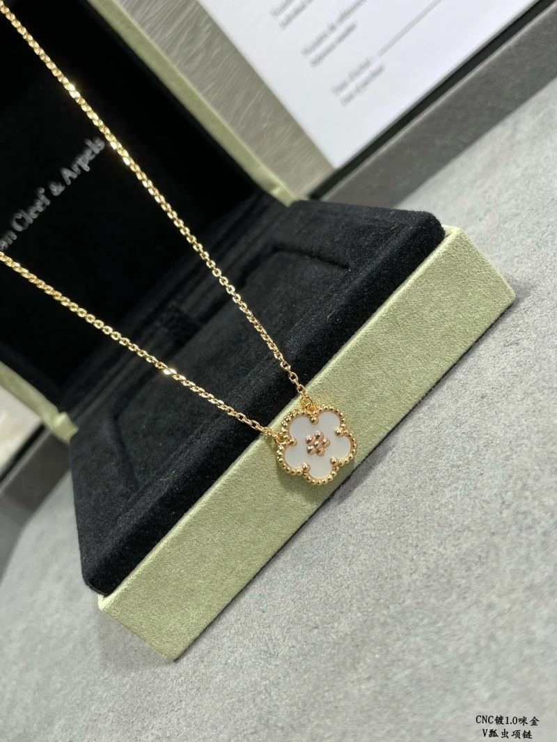 Minimalist Vca Necklaces 254625