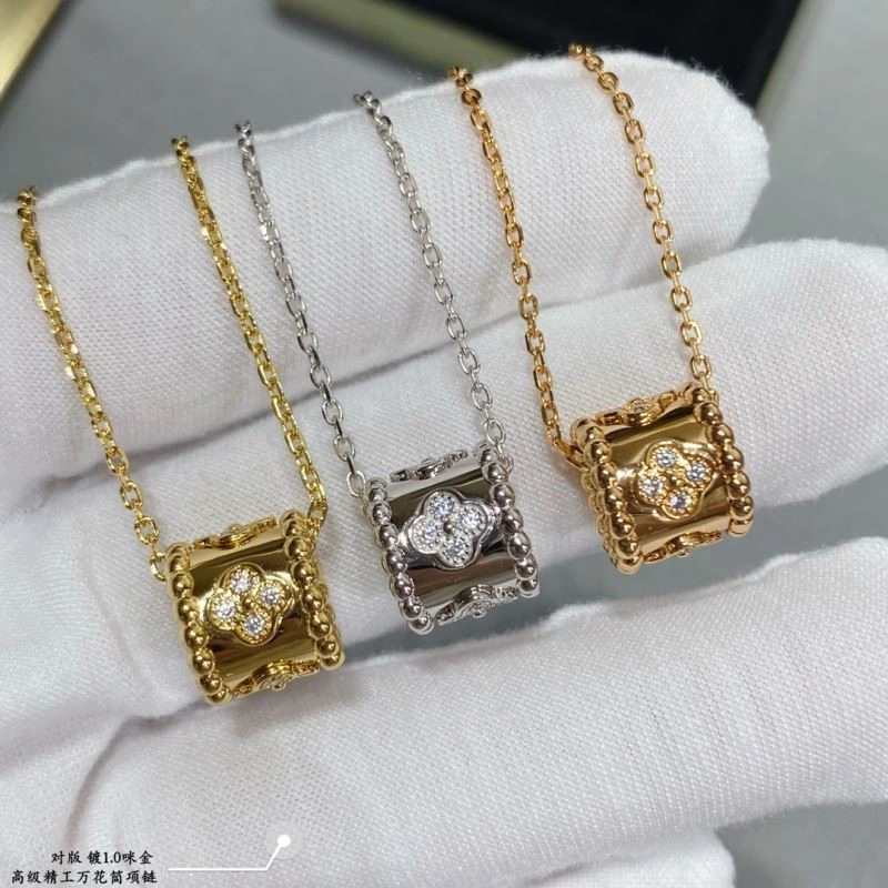 Vca Necklaces AllSeason 254640