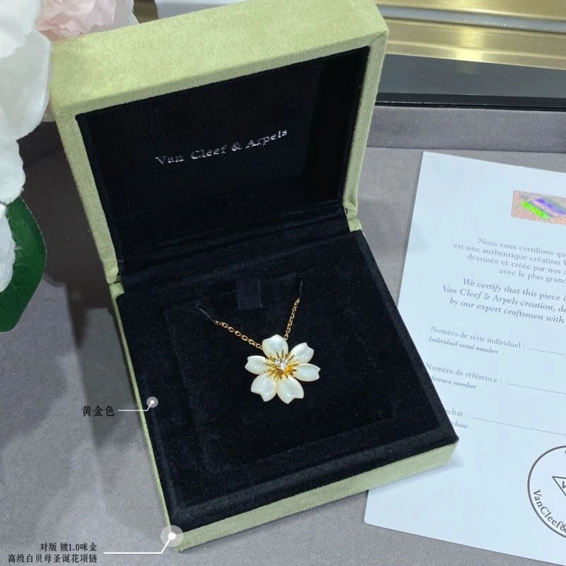 Vca Necklaces ZeroBulk 254623