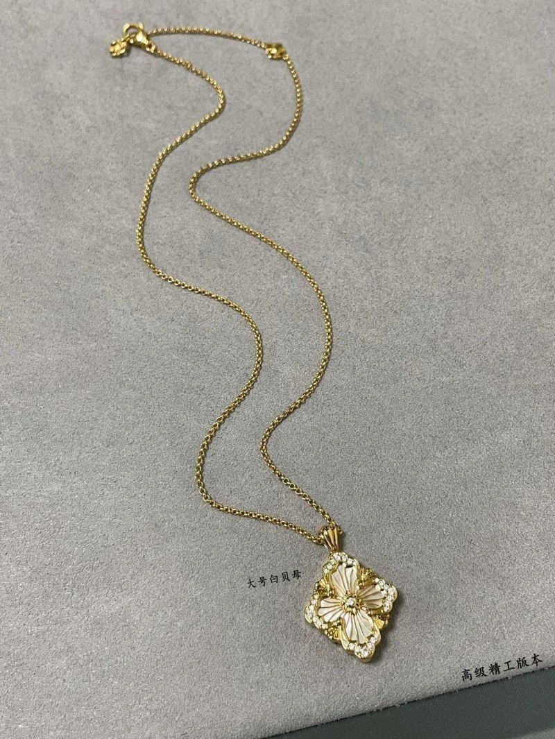 Vca Necklaces Timeless 254547
