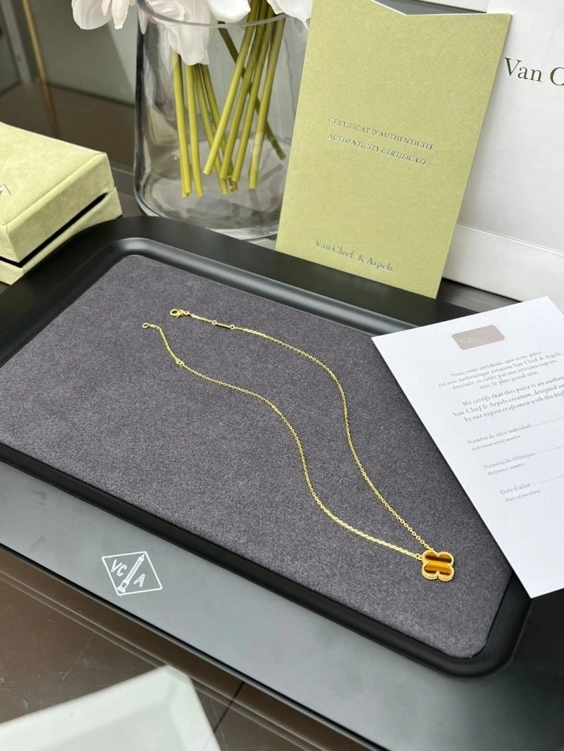 Sustainable Vca Necklaces 254528