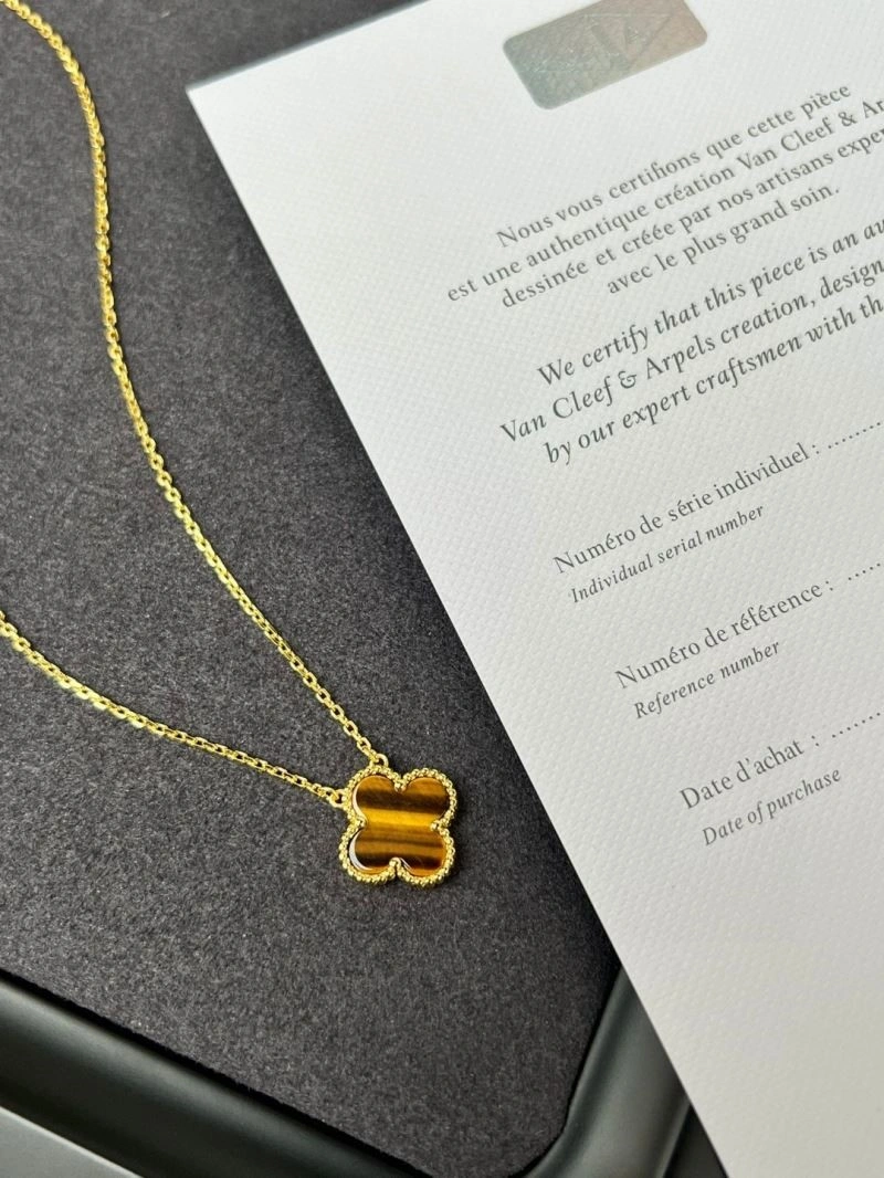 Sustainable Vca Necklaces 254528
