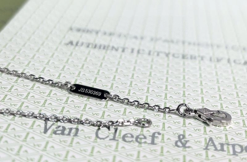 WellDesigned Vca Necklaces 254524