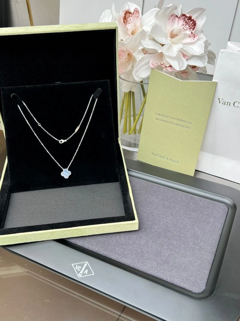 Vca Necklaces Casual 254522