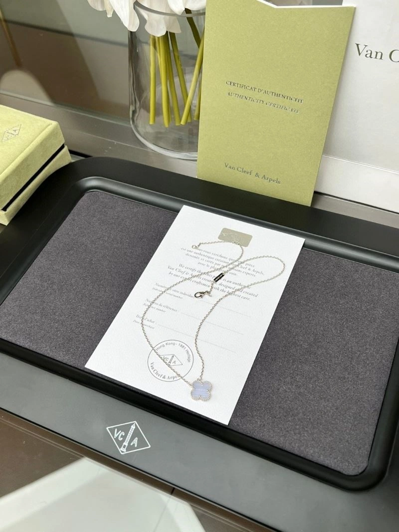 Vca Necklaces Casual 254522
