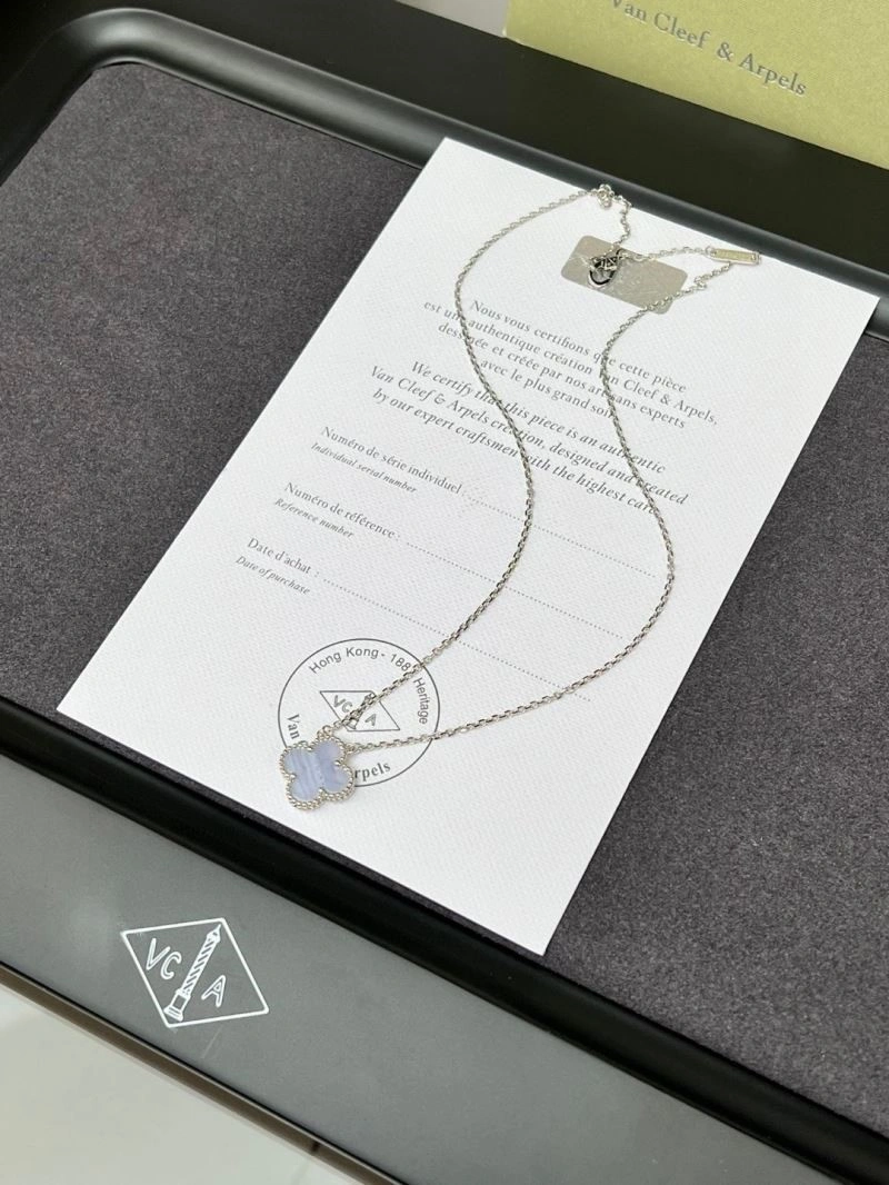 Vca Necklaces Casual 254522