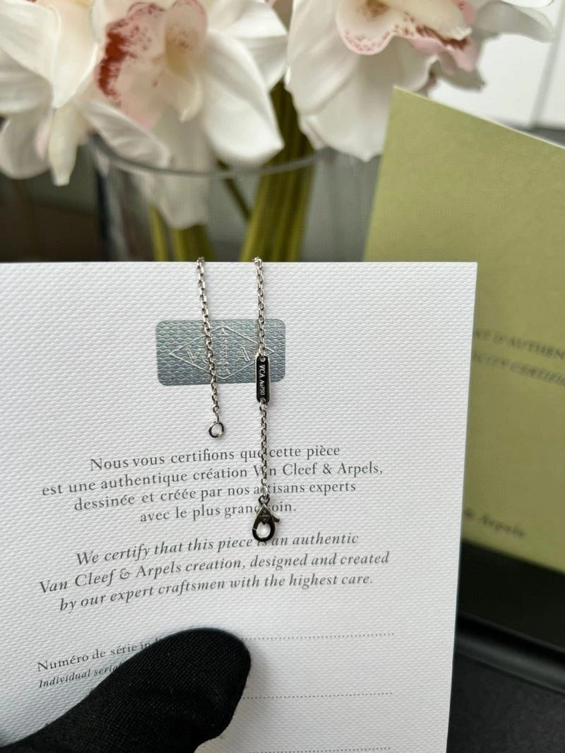 Vca Necklaces Casual 254521