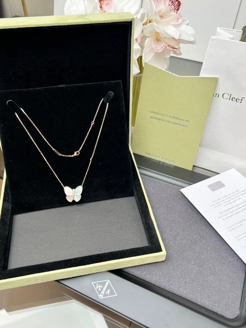 Vca Necklaces WeatherProof 254490