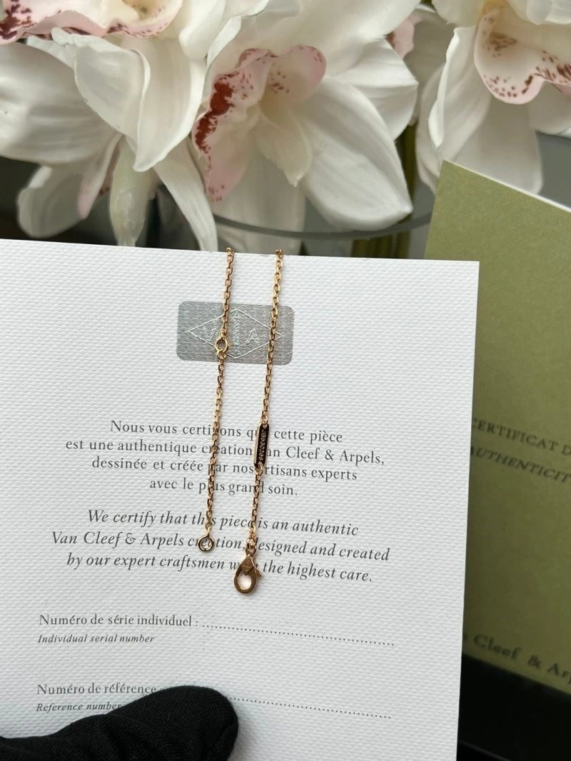 Vca Necklaces WeatherProof 254490