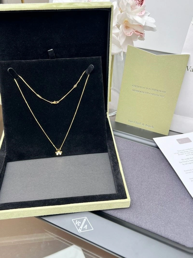 Bold Vca Necklaces 254488