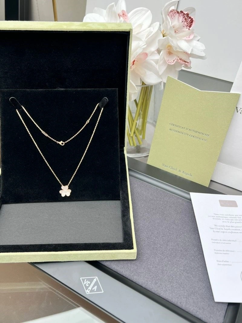 Affordable Vca Necklaces 254517