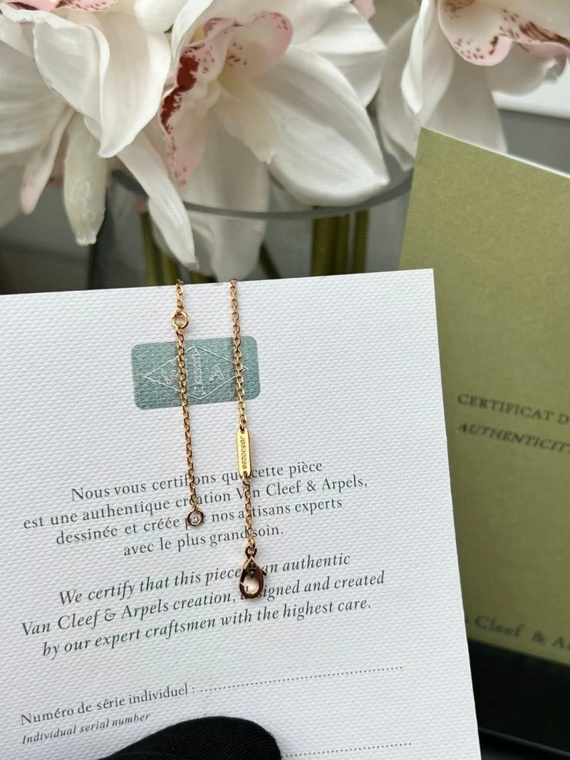 Vca Necklaces Cozy 254501