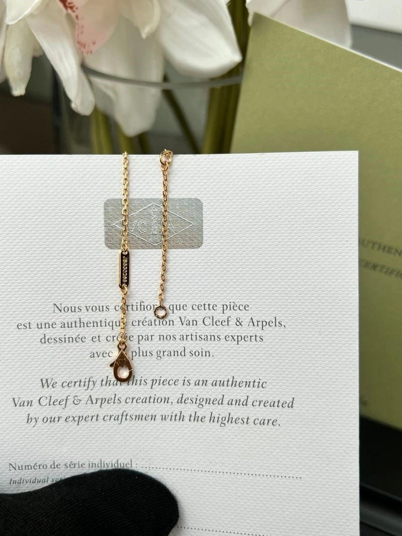 Vca Necklaces Popular 254500