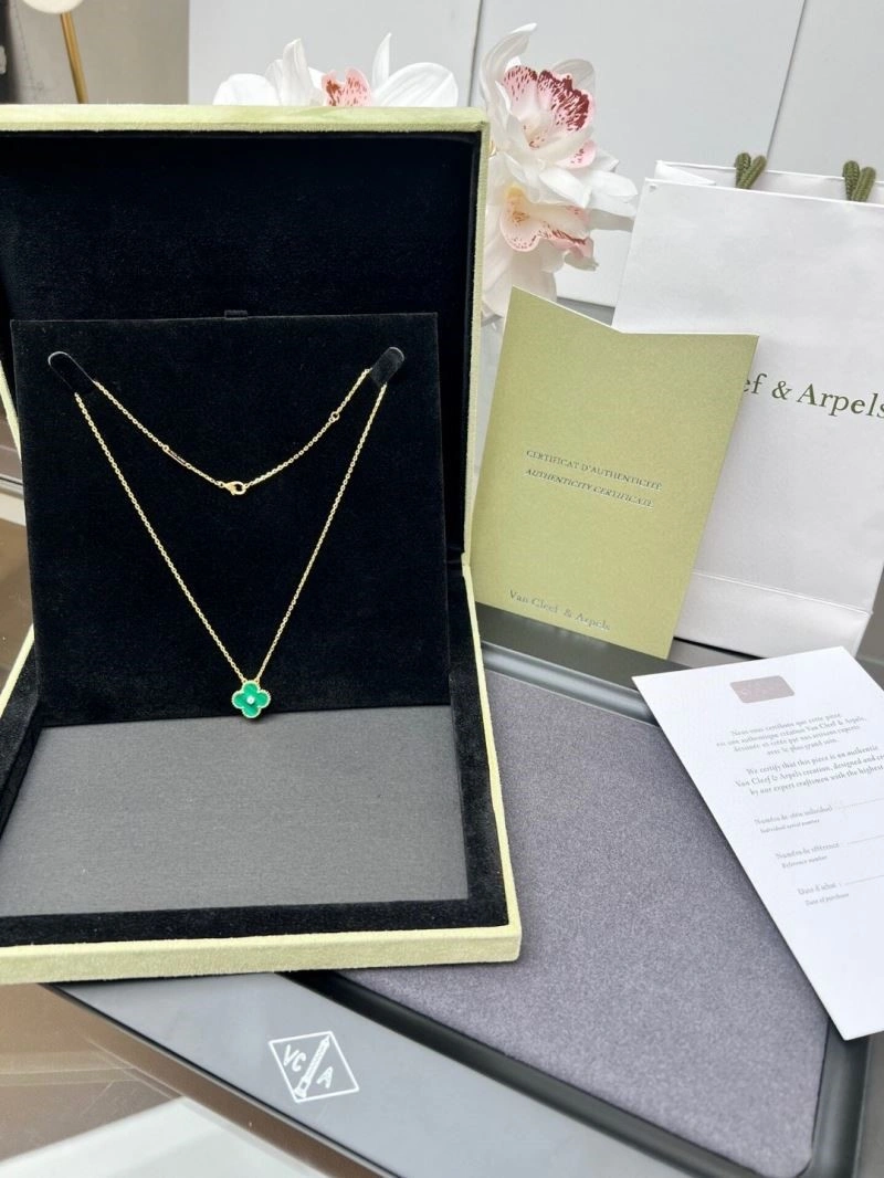 Vca Necklaces Classic 254508