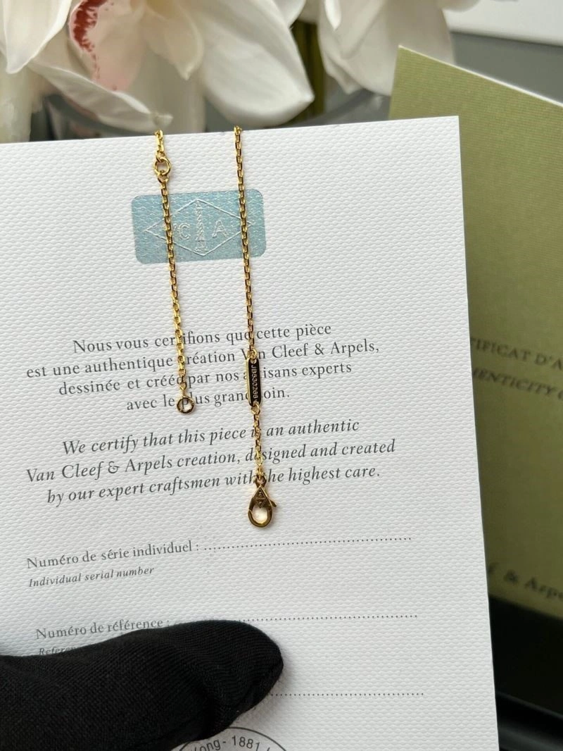 Vca Necklaces Classic 254508