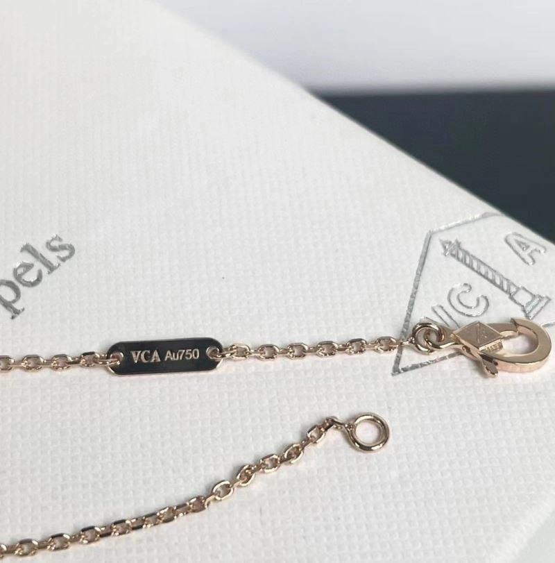 Vca Necklaces OnTrend 254513