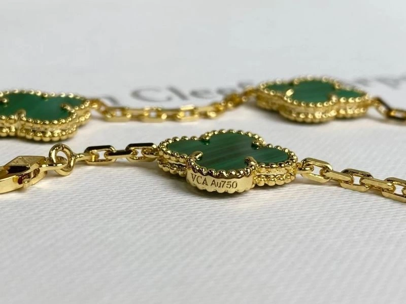 SmoothTexture Vca Necklaces 254511
