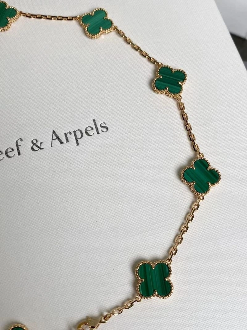 Seasonal Vca Necklaces 254510