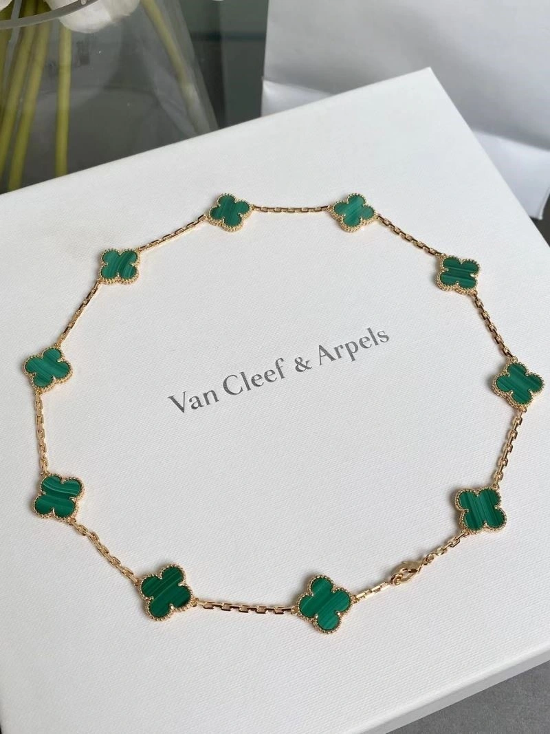 Seasonal Vca Necklaces 254510