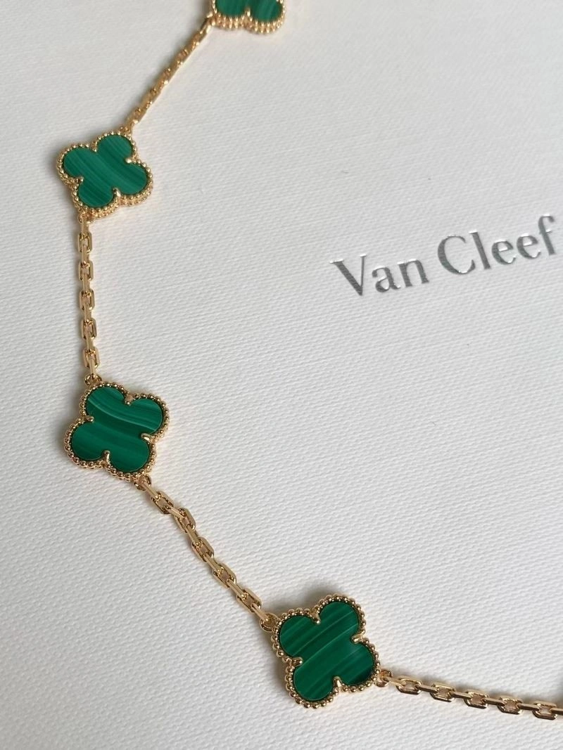 Seasonal Vca Necklaces 254510