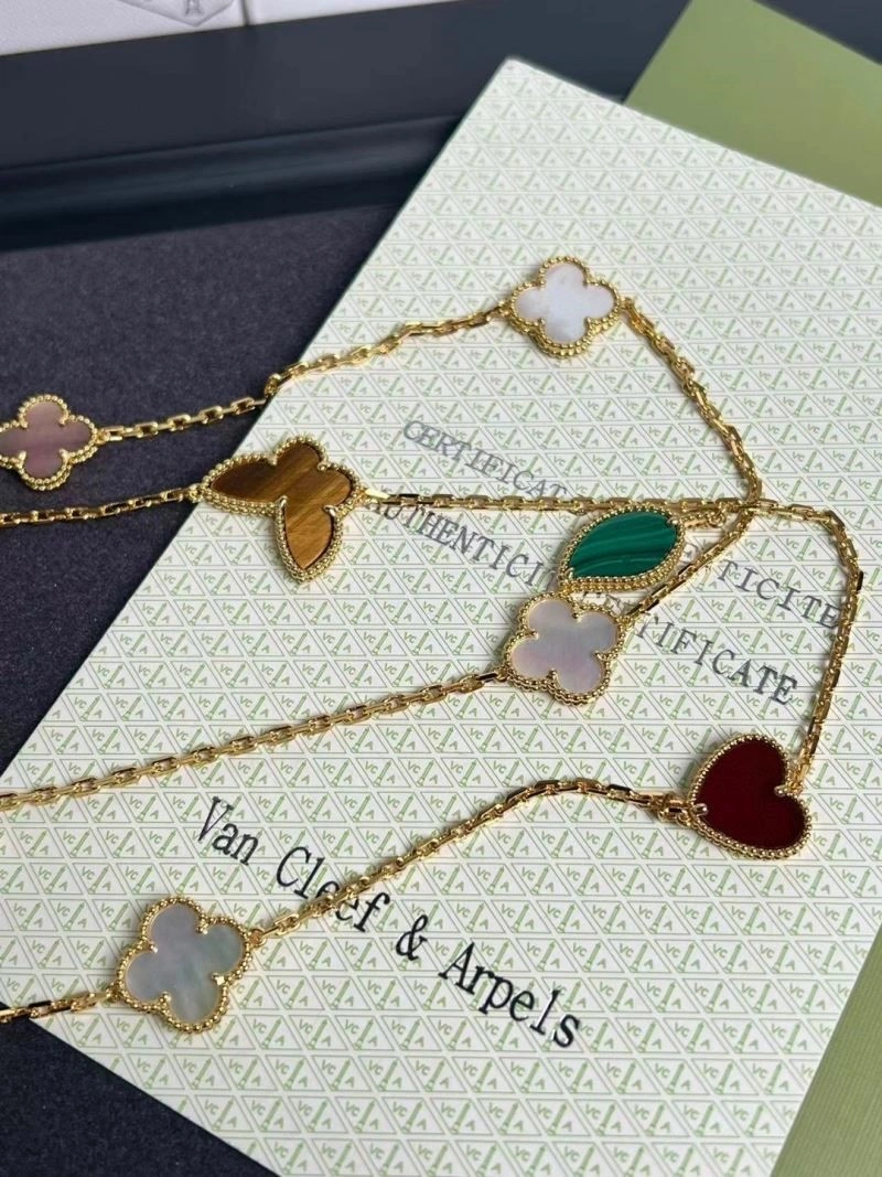 Vca Necklaces QuickDry 254497
