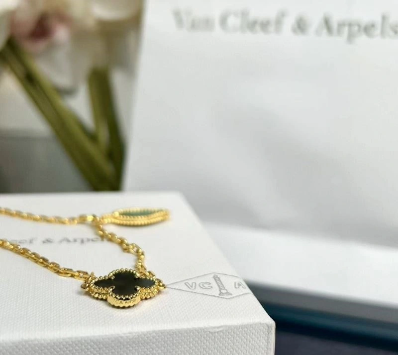 Vca Necklaces QuickDry 254497