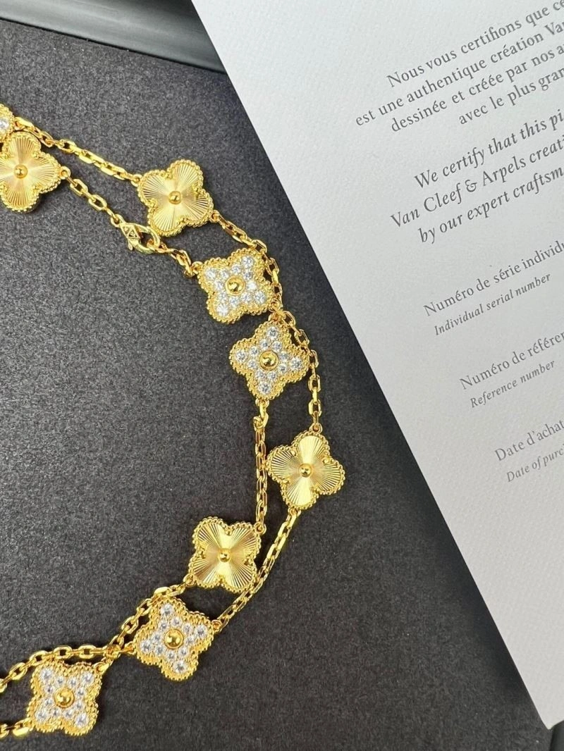 Vca Necklaces Modern 254516