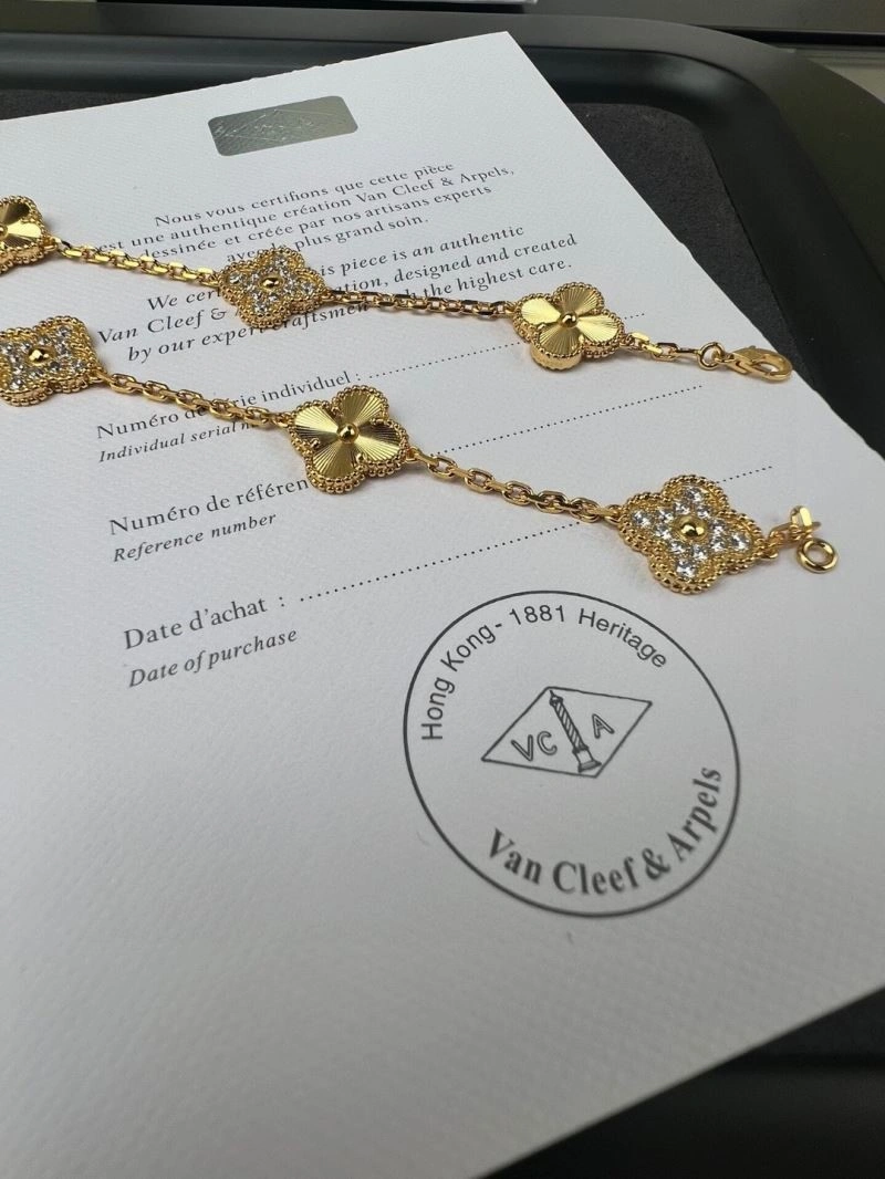 Vca Necklaces Modern 254516