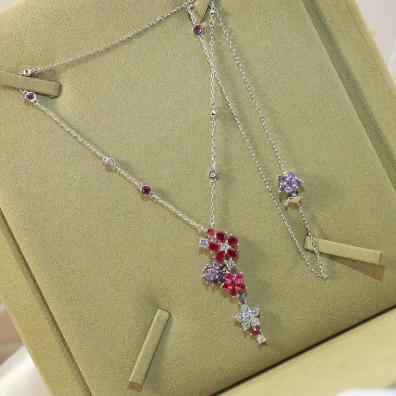 Vca Necklaces SmoothTexture 254376