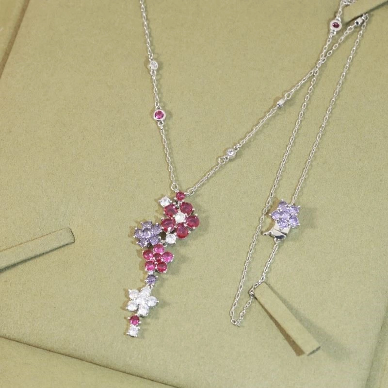 Vca Necklaces SmoothTexture 254376