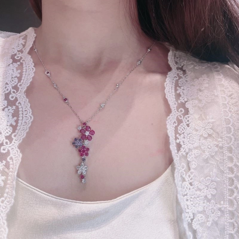 Vca Necklaces SmoothTexture 254376