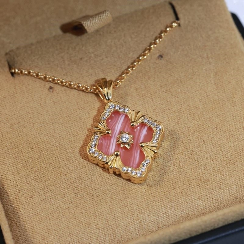Vca Necklaces Cozy 254388