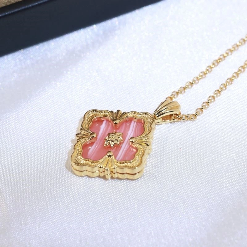 Vca Necklaces Cozy 254388
