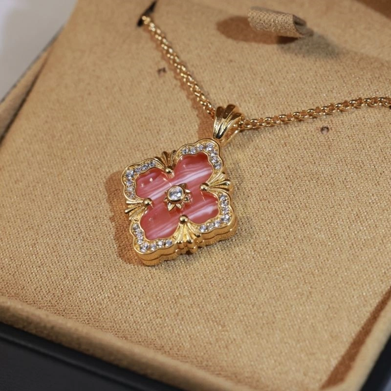Vca Necklaces Cozy 254388