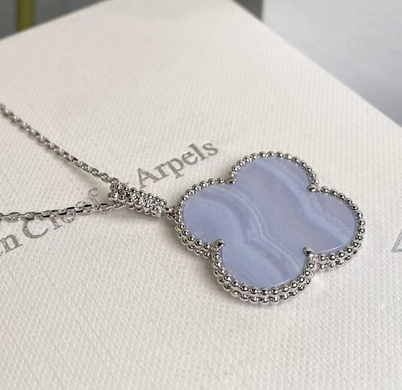 Vca Necklaces TravelReady 254364