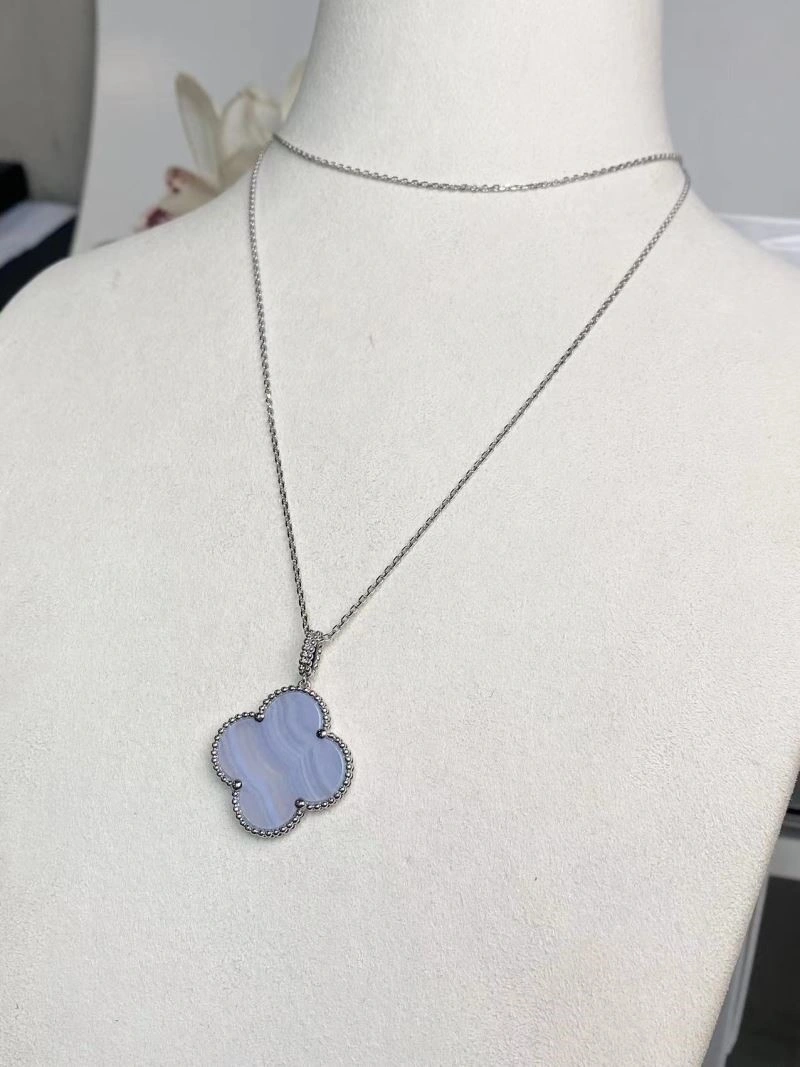 Vca Necklaces TravelReady 254364