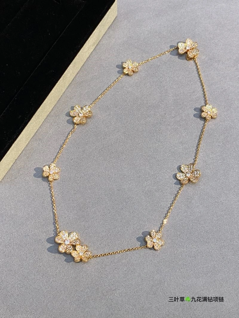 Vca Necklaces FashionForward 254365