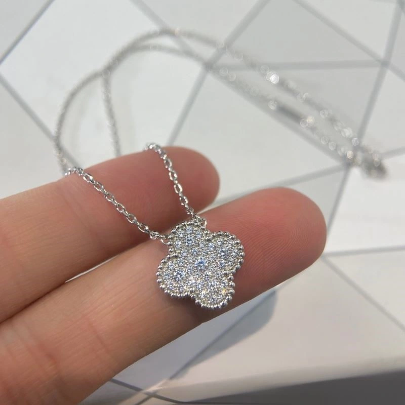 NewStyle Vca Necklaces 254361