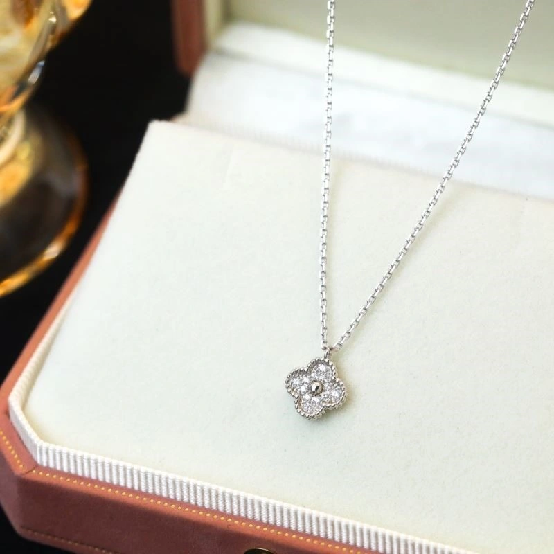 Vca Necklaces Durable 254357