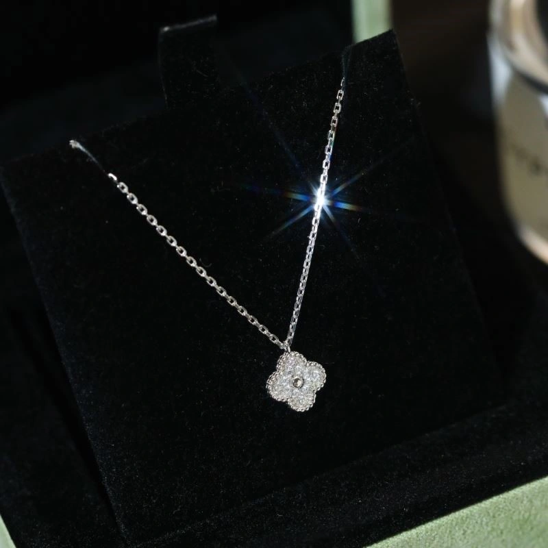 Vca Necklaces Durable 254357