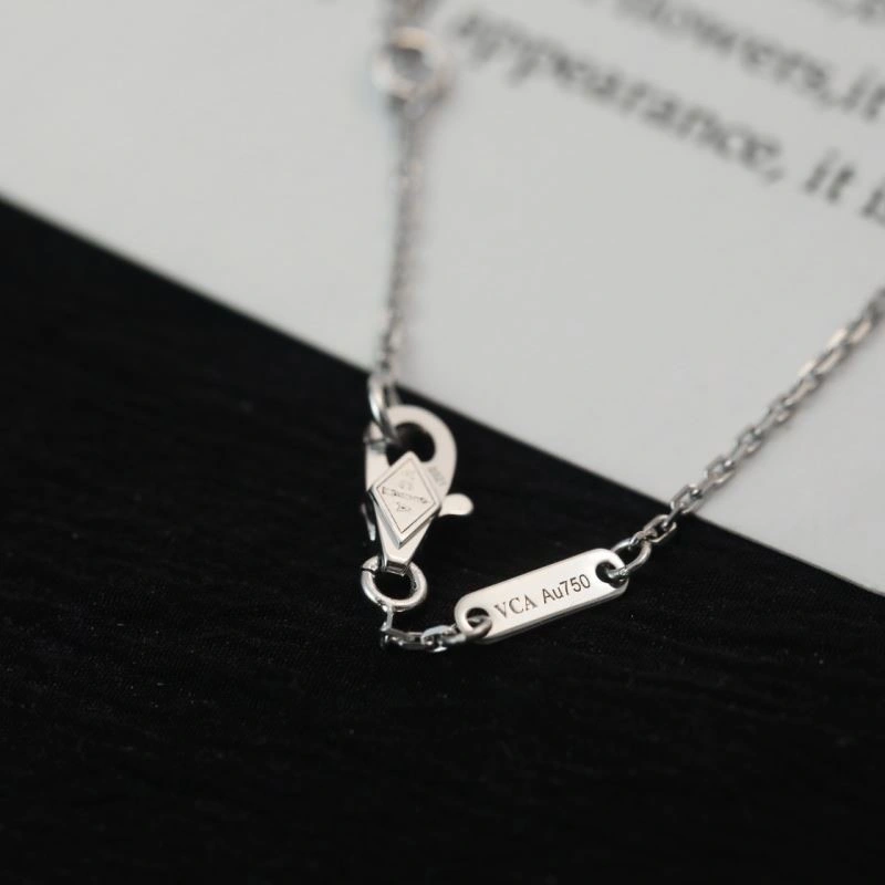 Vca Necklaces Durable 254357
