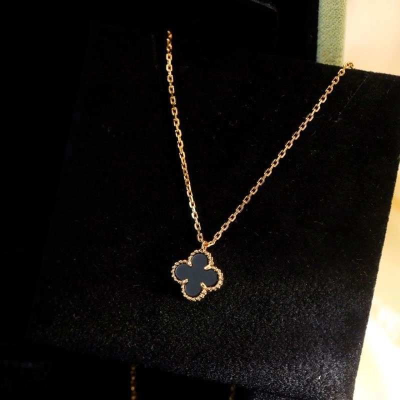 Vca Necklaces Contemporary 254354