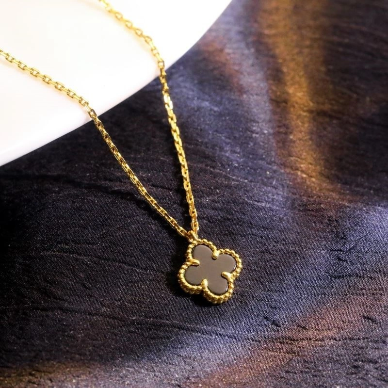 Vca Necklaces Contemporary 254354