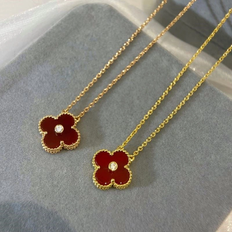 TravelReady Vca Necklaces 254331