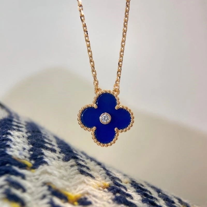 WellDesigned Vca Necklaces 254328