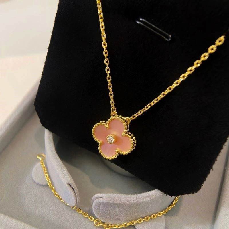 Vca Necklaces Casual 254339