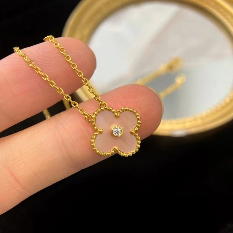 Vca Necklaces Casual 254339