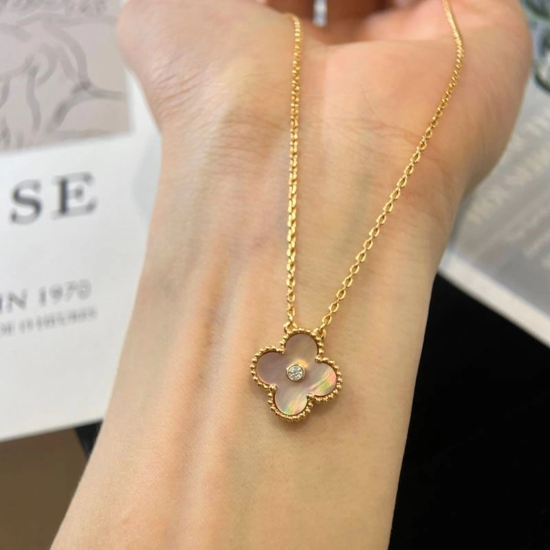 Vca Necklaces Casual 254339